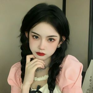 校花吊起被内裤涂春药高潮了
